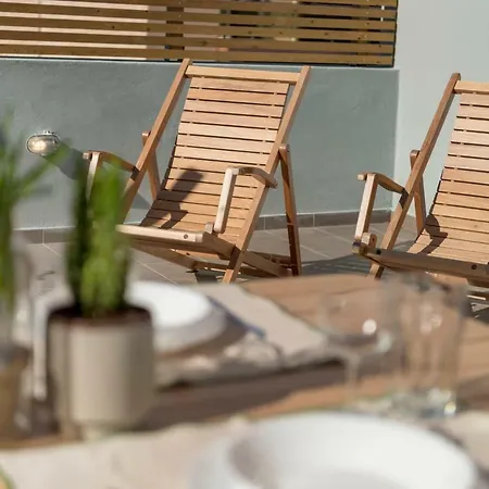 Maryflower Premium Apartments Piraeus Exterior photo