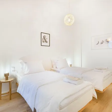 Maryflower Premium Apartments Piraeus Exterior photo