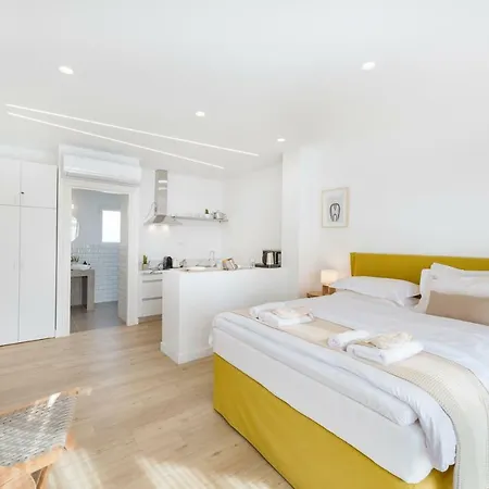 Maryflower Premium Apartments Piraeus Exterior photo
